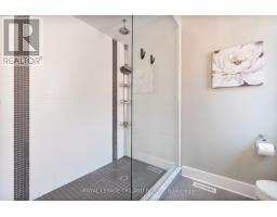 681 BENNETT CRESCENT - 22