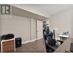 681 BENNETT CRESCENT - 34