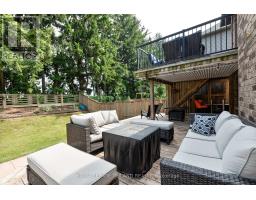 681 BENNETT CRESCENT - 36