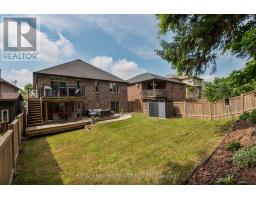 681 BENNETT CRESCENT - 41