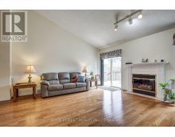 34 - 861 SHELBORNE STREET - 17