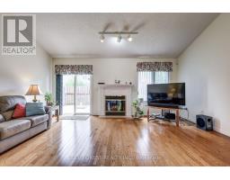 34 - 861 SHELBORNE STREET - 18