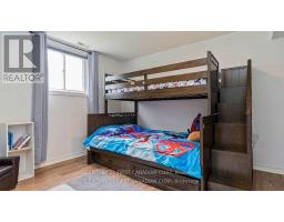 741 GLOVER CRESCENT - 27