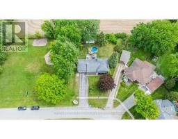 741 GLOVER CRESCENT - 37