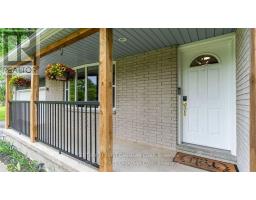 741 GLOVER CRESCENT - 4