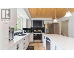 741 GLOVER CRESCENT - 9