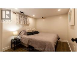 458 WOODMAN AVENUE - 34