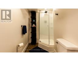 458 WOODMAN AVENUE - 40