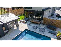 2 - 567 ROSECLIFFE TERRACE - 46