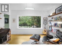 383 HURON STREET - 10