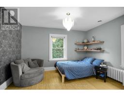 383 HURON STREET - 28