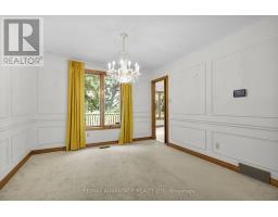 23 CHESHAM GROVE - 13