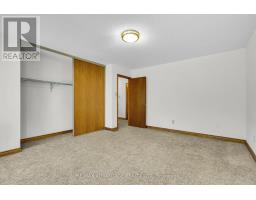 23 CHESHAM GROVE - 32