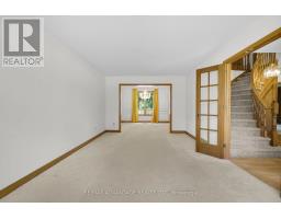 23 CHESHAM GROVE - 8