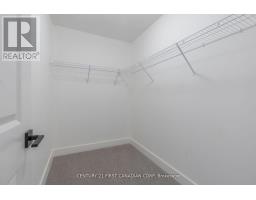 147-31 SCOTTS DRIVE - 27