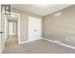 46 ASPEN CIRCLE - 33