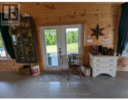 2102 CAMERON ROAD - 7
