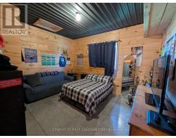 2102 CAMERON ROAD - 8