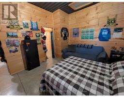 2102 CAMERON ROAD - 9