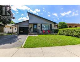 86 TUMBLEWEED CRESCENT - 2