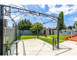 86 TUMBLEWEED CRESCENT - 24
