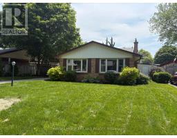 44 TWEED CRESCENT - 1
