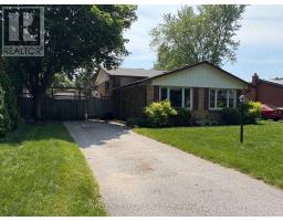44 TWEED CRESCENT - 2