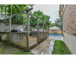44 TWEED CRESCENT - 32