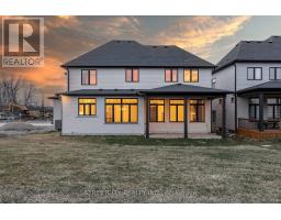 877 EAGLETRACE DRIVE W - 48