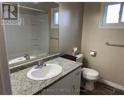 36 VANIER PLACE - 19