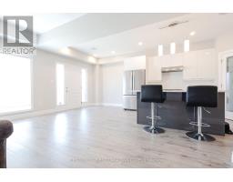 817 SARNIA ROAD - 7