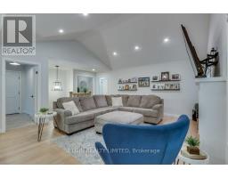 54 ACORN TRAIL - 10