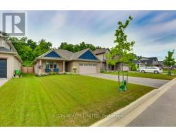 54 ACORN TRAIL - 2