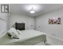 54 ACORN TRAIL - 36