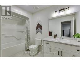 54 ACORN TRAIL - 37