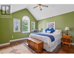 623 THORNWOOD COURT - 21