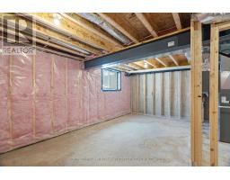 28 - 147 SCOTTS DRIVE - 37