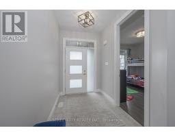 35 - 1061 EAGLETRACE DRIVE - 13