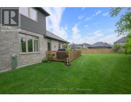 35 - 1061 EAGLETRACE DRIVE - 5