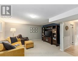15 WAKEFIELD CRESCENT - 20