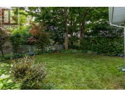 15 WAKEFIELD CRESCENT - 30