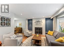 15 WAKEFIELD CRESCENT - 8