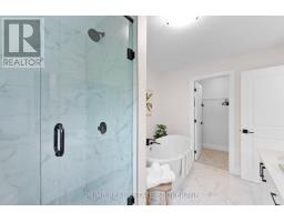 40 - 2835 SHEFFIELD PLACE - 27