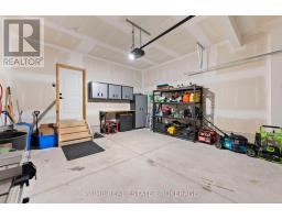 40 - 2835 SHEFFIELD PLACE - 45