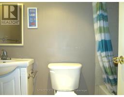 53 - 70 SUNNYSIDE DRIVE - 26
