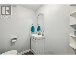 8 LOCHERN ROAD - 32