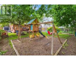 8 LOCHERN ROAD - 40
