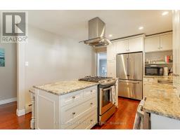 138 OAKWOOD DRIVE - 11