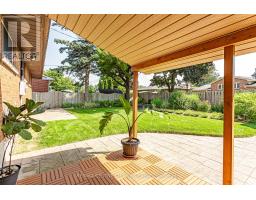 138 OAKWOOD DRIVE - 31