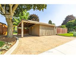 138 OAKWOOD DRIVE - 33